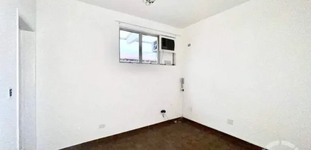 Sala Comercial para alugar, 56m² no Embaré, Santos