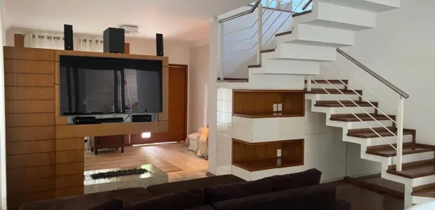 Casa de Condomínio com 3 Quartos para alugar, 280m² no Vila Oliveira, Mogi das Cruzes