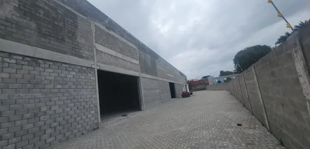 Galpão/Depósito/Armazém para alugar, 980m² no Recreio Ipitanga, Lauro de Freitas