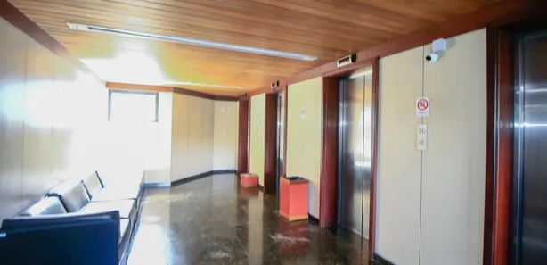 Sala Comercial à venda, 32m² no Parque Bela Vista, Salvador