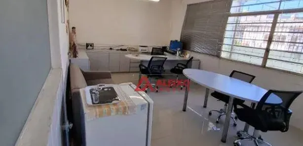 Casa com 3 Quartos para venda ou aluguel, 240m² no Serra, Belo Horizonte