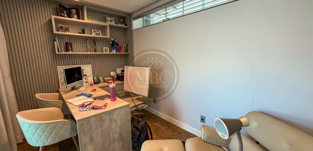 Casa de Condomínio com 4 Quartos à venda, 300m² no Adrianópolis, Manaus