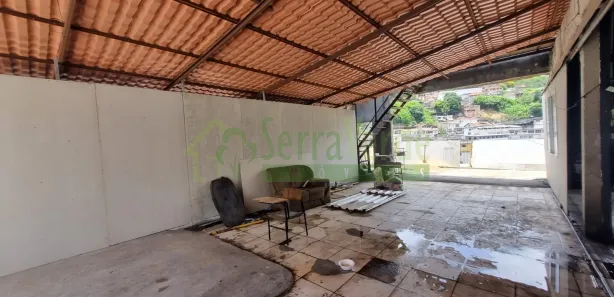 Ponto Comercial para alugar, 100m² no Cascatinha, Petrópolis