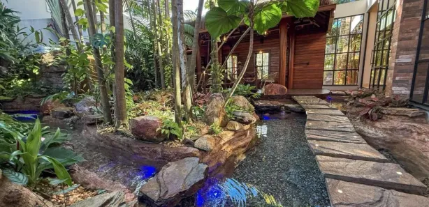Casa de Condomínio com 4 Quartos à venda, 600m² no Chapada, Manaus