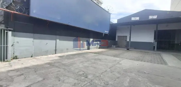 Ponto Comercial para alugar, 700m² no Tanque, Rio de Janeiro