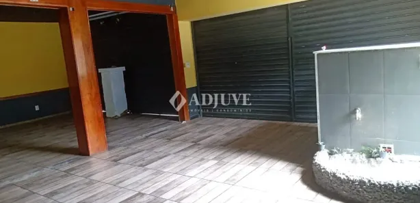 Ponto Comercial com 1 Quarto para alugar, 101m² no Retiro, Petrópolis
