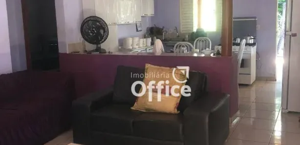 Fazenda/Sítio com 2 Quartos à venda, 150m² no , Campo Limpo de Goiás