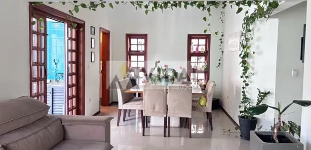 Casa de Condomínio com 4 Quartos para venda ou aluguel, 233m² no Granja Olga I, Sorocaba