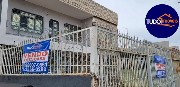 Sobrado com 3 Quartos à venda, 275m² no Setor Leste, Brasília