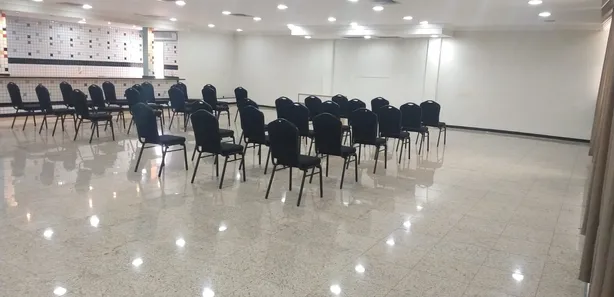 Ponto Comercial para alugar, 230m² no Taquara, Rio de Janeiro
