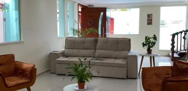 Casa de Condomínio com 4 Quartos para alugar, 260m² no Arembepe (Abrantes), Camaçari