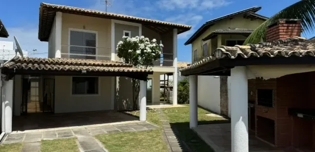 Casa com 4 Quartos para venda ou aluguel, 200m² no Buraquinho, Lauro de Freitas