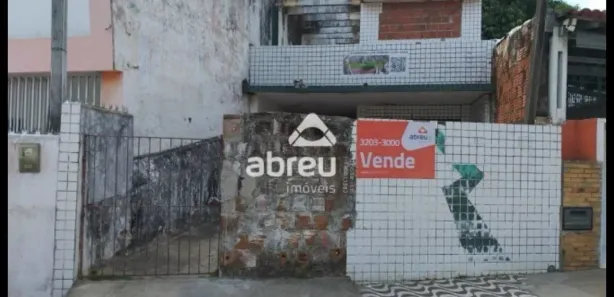 Casa com 4 Quartos à venda, 200m² no Petrópolis, Natal