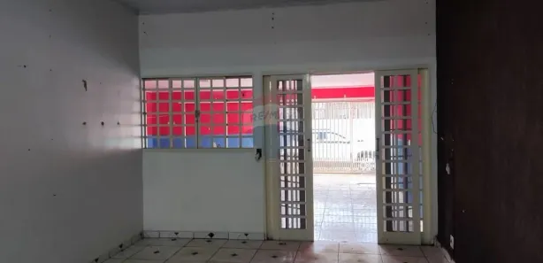 Casa com 2 Quartos à venda, 150m² no Setor Industrial, Brasília