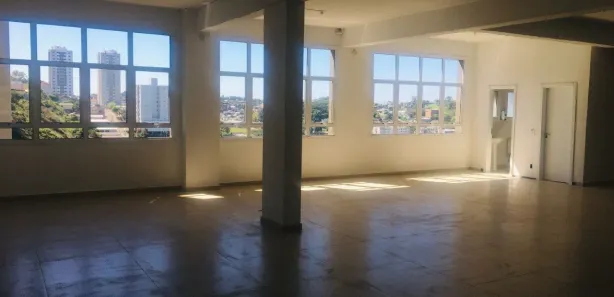 Ponto Comercial à venda, 377m² no Panazzolo, Caxias do Sul