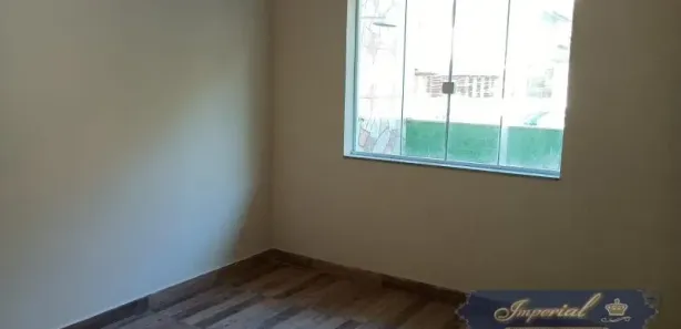 Casa com 3 Quartos para alugar, 150m² no Carangola, Petrópolis