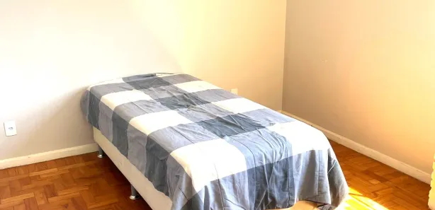Apartamento com 1 Quarto para alugar, 12m² no Retiro, Petrópolis