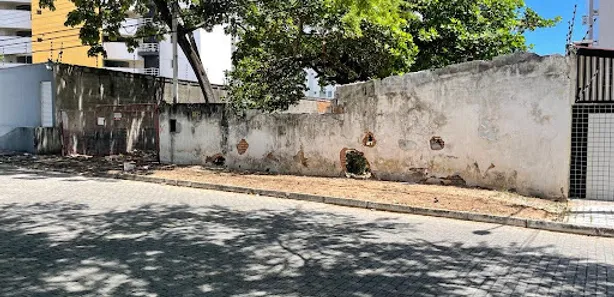 Lote/Terreno à venda, 810m² no Capim Macio, Natal