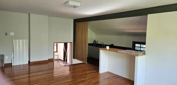 Apartamento com 3 Quartos para alugar, 176m² no Carangola, Petrópolis