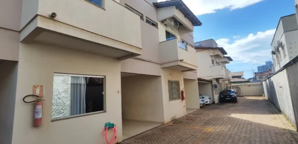 Casa de Condomínio com 3 Quartos à venda, 98m² no Plano Diretor Sul, Palmas