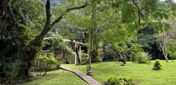 Fazenda/Sítio com 5 Quartos para alugar, 659m² no Aldeia Velha, Silva Jardim