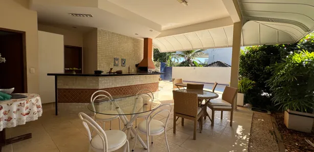 Casa de Condomínio com 4 Quartos para alugar, 330m² no Jardim Florença, Goiânia