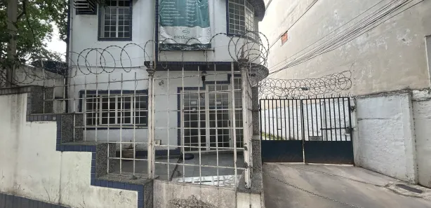 Prédio Comercial com 13 Quartos para alugar, 300m² no Centro, Nova Iguaçu