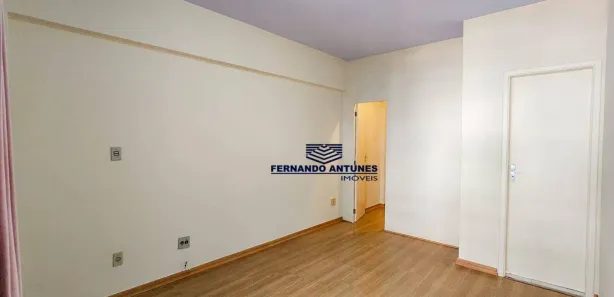 Sala Comercial para alugar, 32m² no Santo Antônio, Belo Horizonte