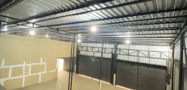 Ponto Comercial para alugar, 400m² no Jardim Alvorada, Nova Iguaçu