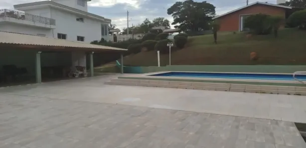Casa de Condomínio com 3 Quartos para alugar, 250m² no Condomínio Porta do Sol, Mairinque