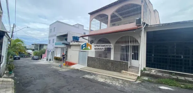 Sobrado com 3 Quartos à venda, 235m² no Parque 10 de Novembro, Manaus