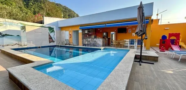 Casa com 15 Quartos à venda, 1355m² no Guaiúba, Guarujá