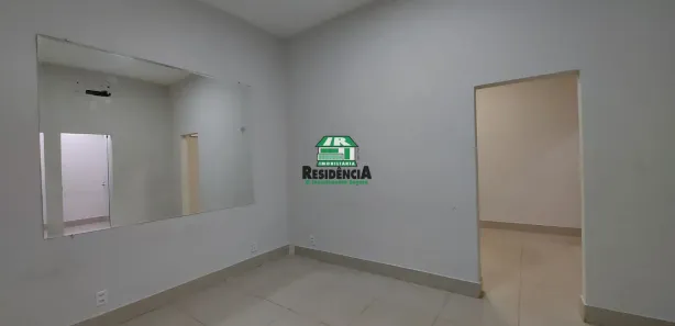 Sala Comercial para alugar, 180m² no Centro, Anápolis