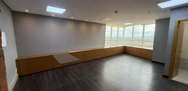 Sala Comercial à venda, 92m² no Park Lozandes, Goiânia