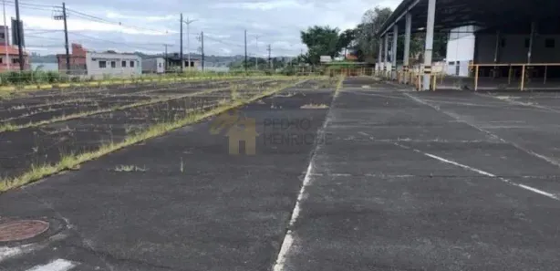 Galpão/Depósito/Armazém com 1 Quarto para alugar, 10900m² no Lobato, Salvador