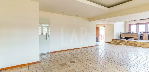 Imóvel Comercial com 8 Quartos para alugar, 640m² no Santa Tereza, Belo Horizonte
