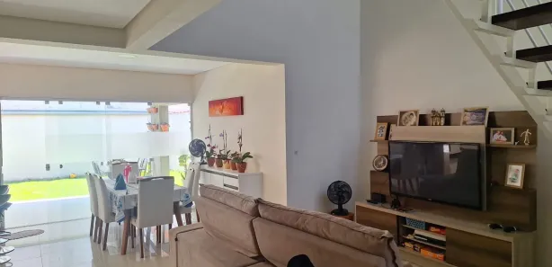 Casa de Condomínio com 3 Quartos para alugar, 200m² no , Tremembé