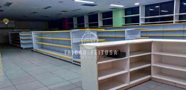 Ponto Comercial para alugar, 409m² no Itaigara, Salvador