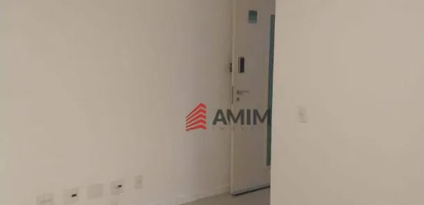 Sala Comercial à venda, 32m² no Ingá, Niterói