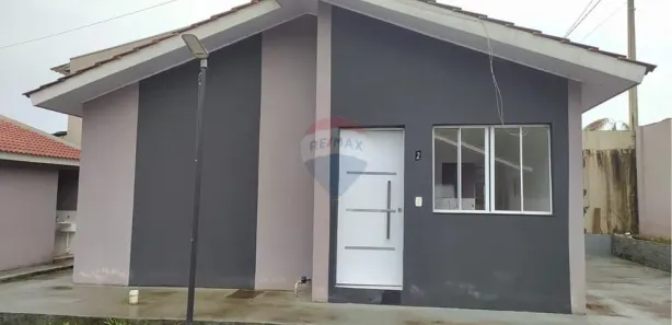 Casa com 2 Quartos para alugar, 52m² no , Sarandi