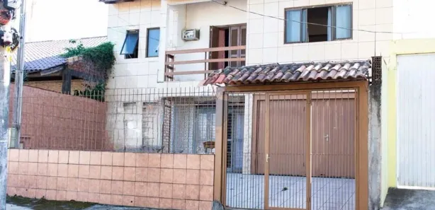 Sobrado com 5 Quartos à venda, 245m² no Parque Granja Esperança, Cachoeirinha