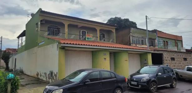 Sobrado com 4 Quartos à venda, 351m² no Setor Leste, Brasília