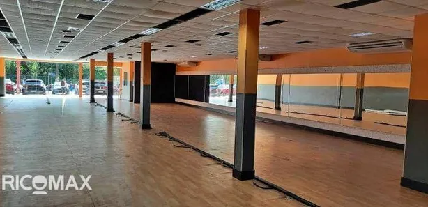 Ponto Comercial para alugar, 780m² no Resgate, Salvador