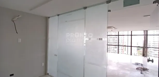 Sala Comercial para alugar, 178m² no Graças, Recife
