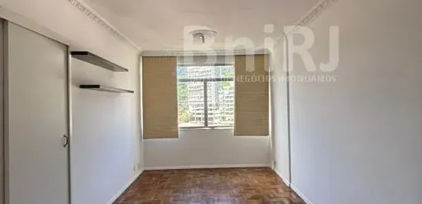 Apartamento com 3 Quartos para alugar, 85m² no Laranjeiras, Rio de Janeiro