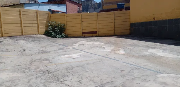 Lote/Terreno para alugar, 165m² no Paraíso, Belo Horizonte