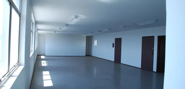 Sala Comercial para alugar, 128m² no Santa Efigênia, Belo Horizonte