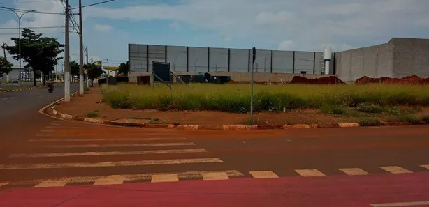 para alugar, 1396m² no Recanto das Primaveras I, Boituva