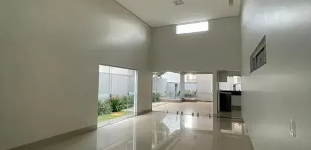 Casa com 3 Quartos para alugar, 300m² no Jardins Valência, Goiânia