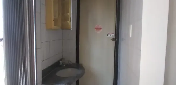 Sala Comercial para alugar, 88m² no Gonzaga, Santos
